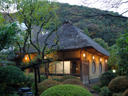 魯山人と山家荘